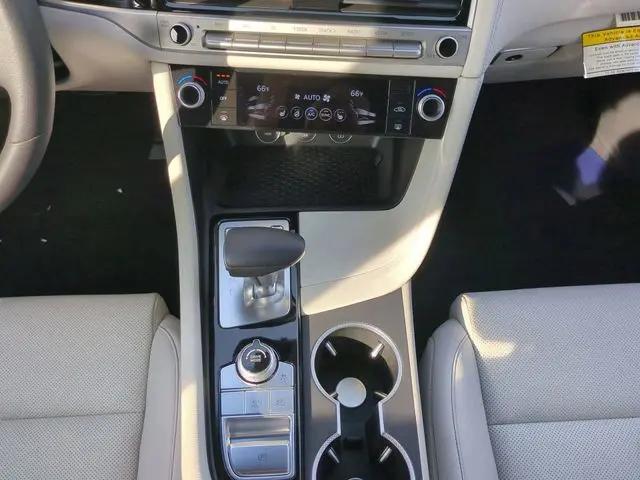 2025 Genesis G70 2.5T AWD