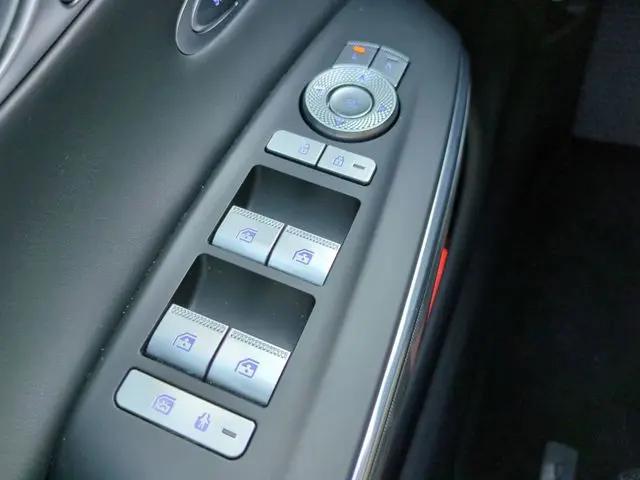 2025 Genesis GV70 3.5T AWD Sport