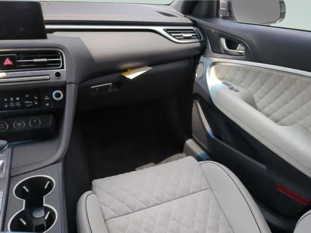 2025 Genesis G70 3.3T RWD Sport Advanced