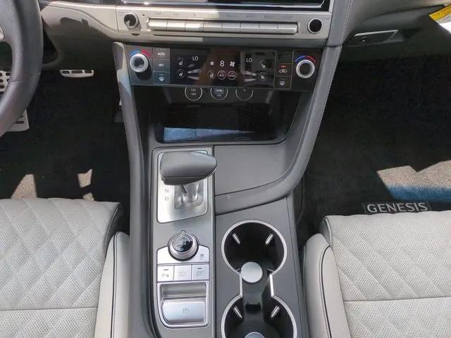 2025 Genesis G70 3.3T RWD Sport Advanced