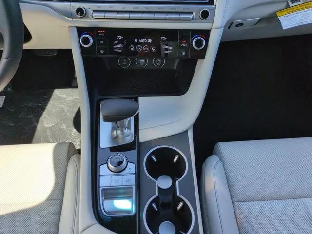 2025 Genesis G70 2.5T RWD