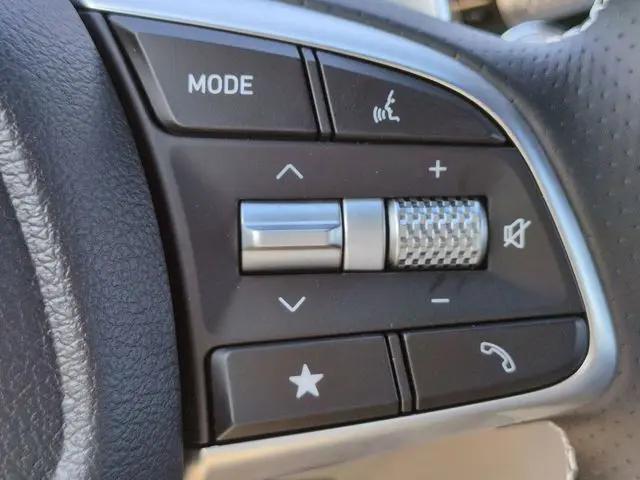 2025 Genesis G70 2.5T RWD