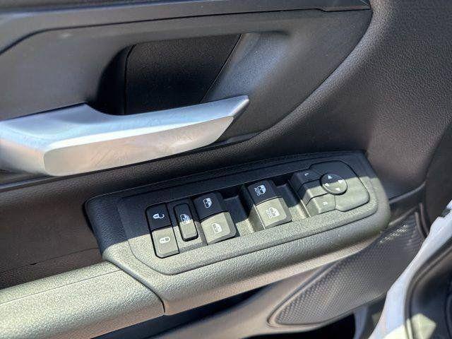 2025 Ram 1500 Tradesman Quad Cab 4x4 6'4" Box