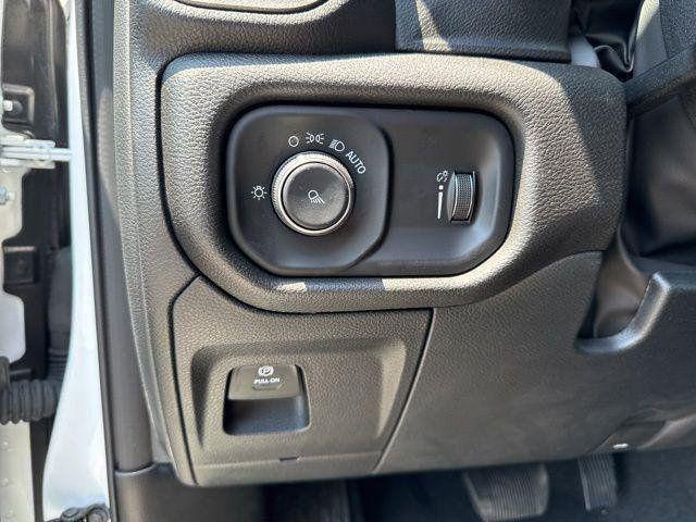 2025 Ram 1500 Tradesman Quad Cab 4x4 6'4" Box