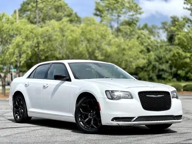 2018 Chrysler 300 Touring