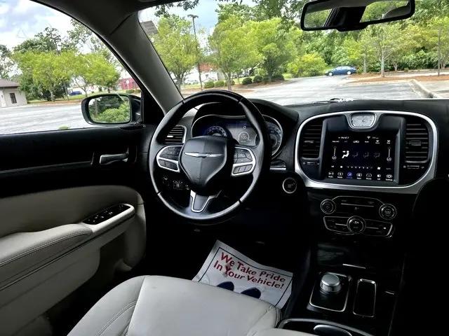 2018 Chrysler 300 Touring