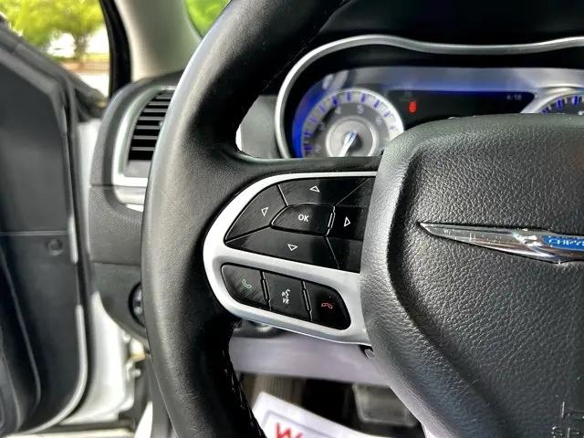 2018 Chrysler 300 Touring