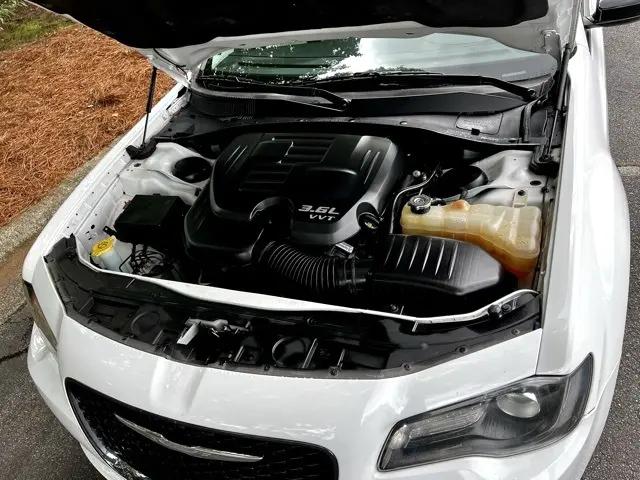 2018 Chrysler 300 Touring