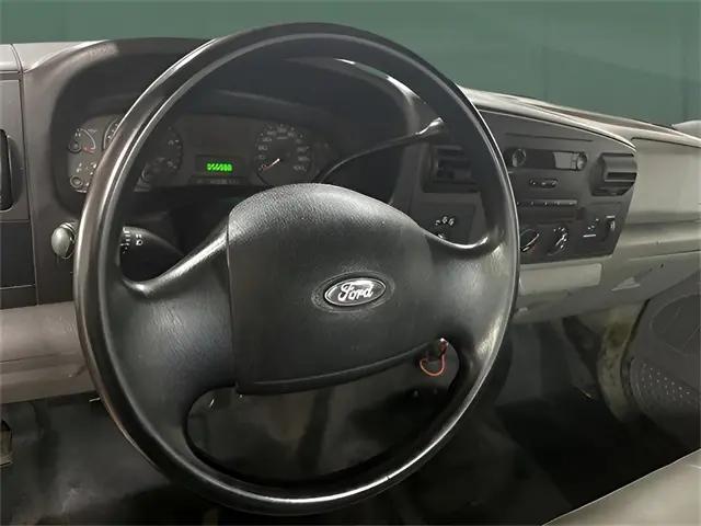 2005 Ford F-250 XL