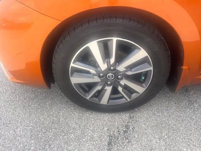 2020 Nissan Versa SV Xtronic CVT