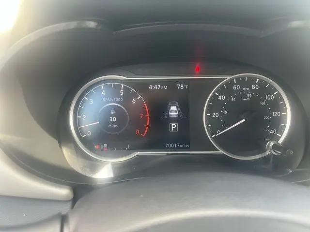 2020 Nissan Versa SV Xtronic CVT