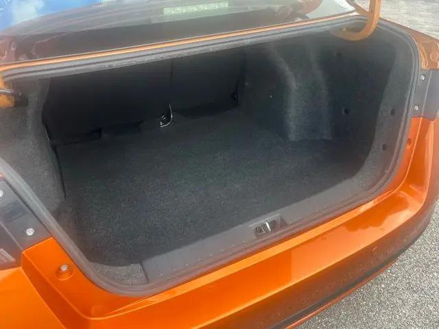 2020 Nissan Versa SV Xtronic CVT