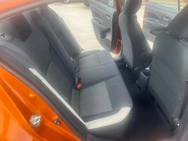 2020 Nissan Versa SV Xtronic CVT