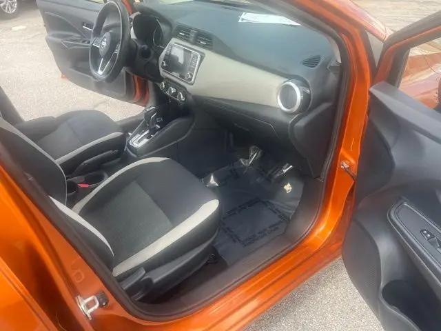 2020 Nissan Versa SV Xtronic CVT