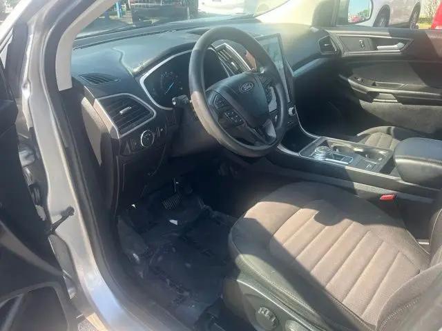 2021 Ford Edge SE