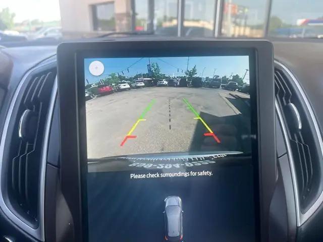 2021 Ford Edge SE