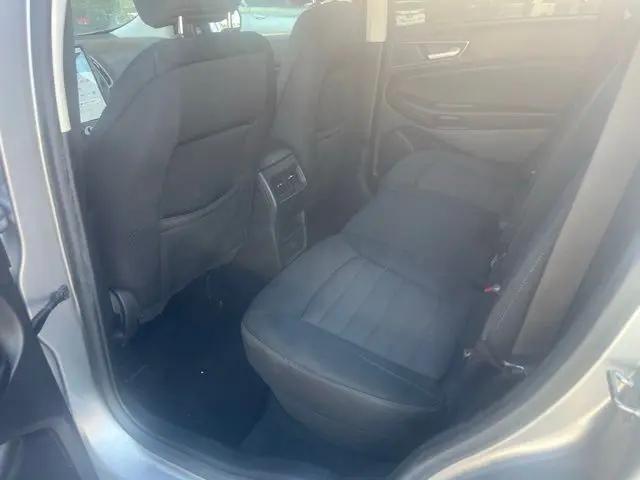 2021 Ford Edge SE