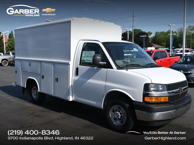 2025 Chevrolet Express Cutaway Work Van for sale in Highland, IN
