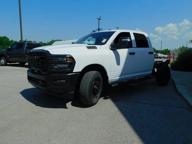 2025 Ram 2500 Tradesman Crew Cab 4x2 6'4" Box