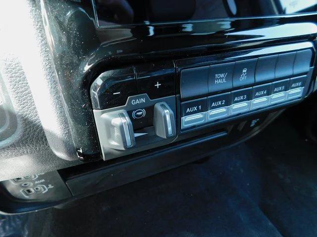 2025 Ram 2500 Tradesman Crew Cab 4x2 6'4" Box