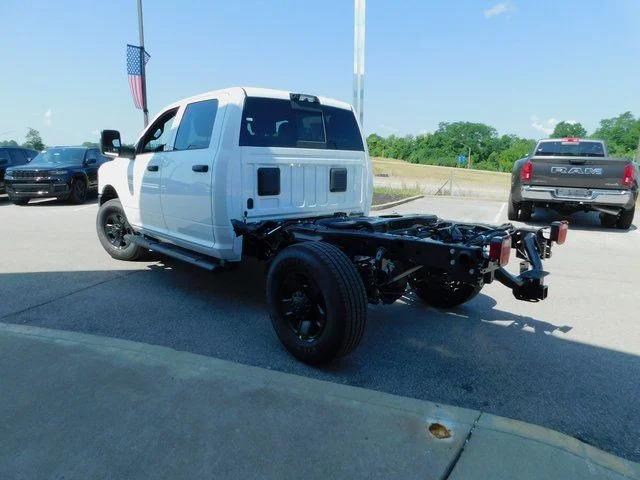 2025 Ram 2500 Tradesman Crew Cab 4x2 6'4" Box