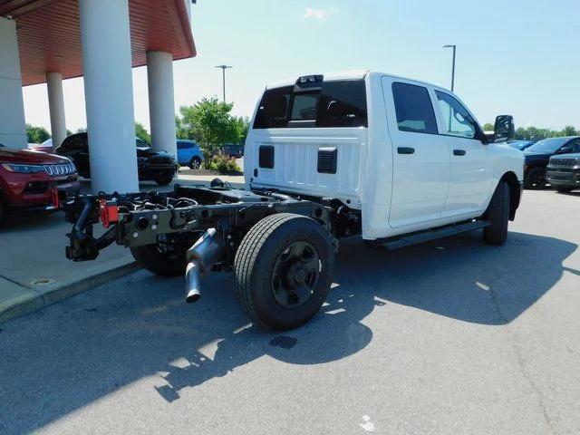 2025 Ram 2500 Tradesman Crew Cab 4x2 6'4" Box