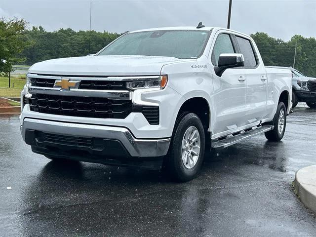 2024 Chevrolet Silverado 1500 2WD Crew Cab Standard Bed LT
