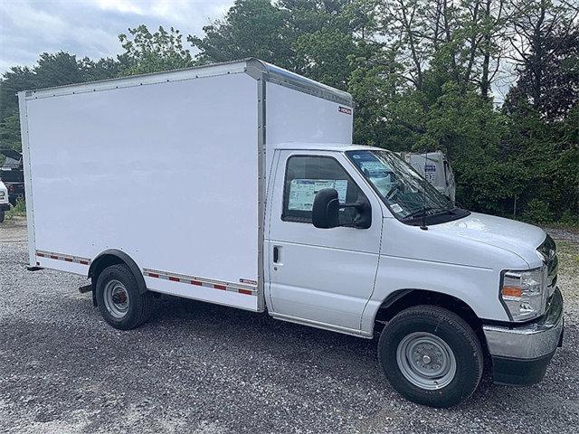 2026 Ford E-350 Cutaway E-350 SRW 138" WB