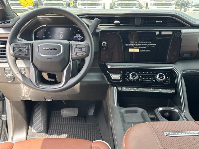 2025 GMC Sierra 3500HD 4WD Crew Cab Long Bed Denali Ultimate