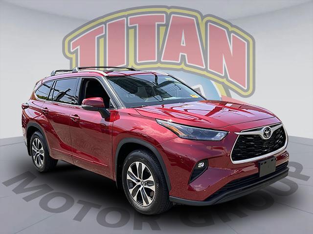 2022 Toyota Highlander XLE [12]