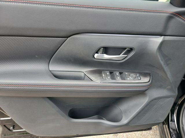 2025 Nissan Kicks SR Intelligent AWD