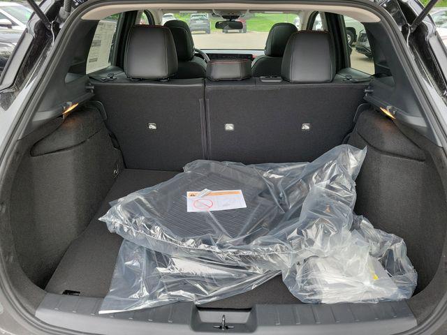 2025 Nissan Kicks SR Intelligent AWD
