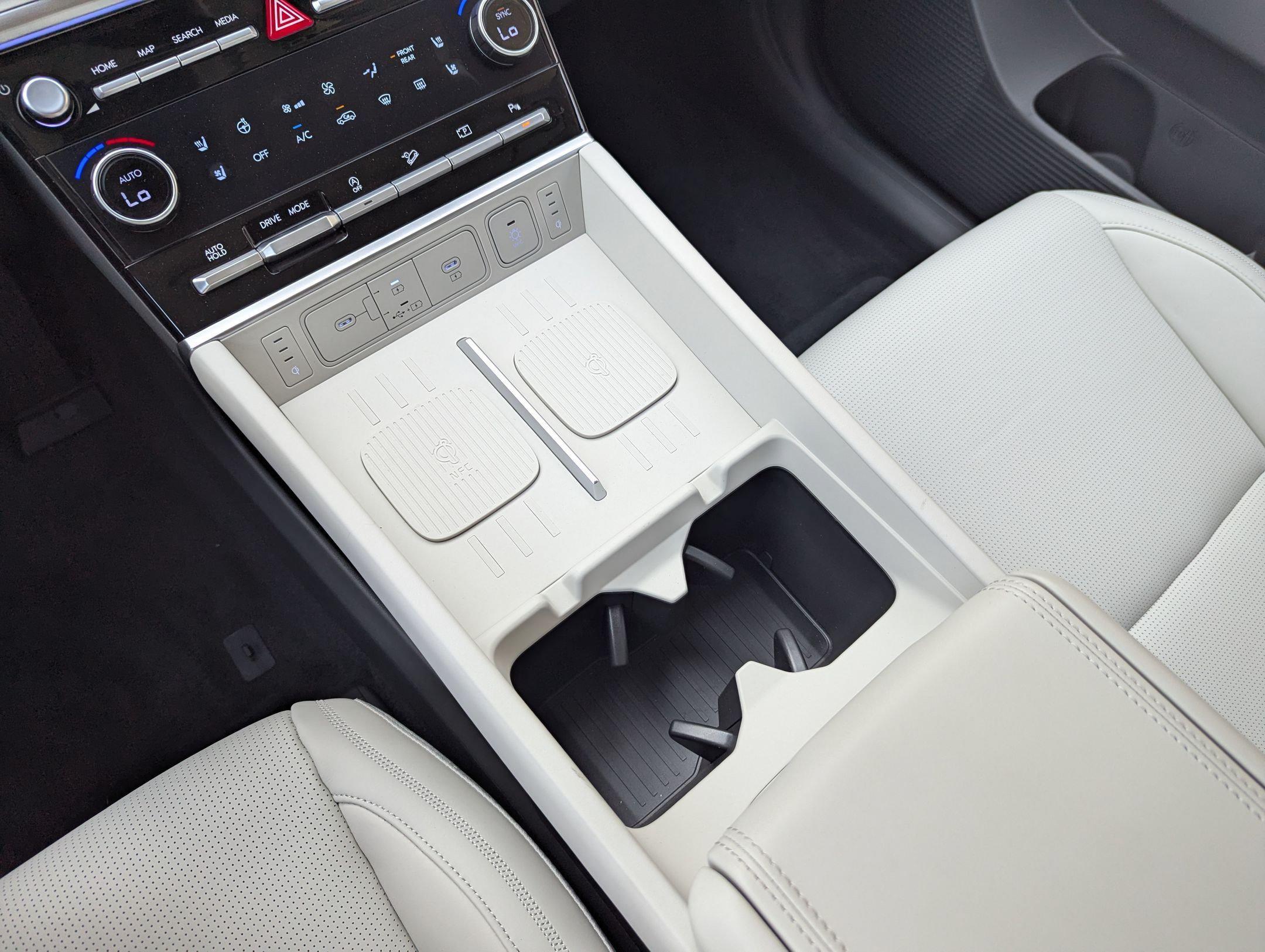 2025 Hyundai Santa Fe Calligraphy - Photo 20