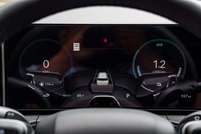 2025 Hyundai Santa Fe Hybrid Limited