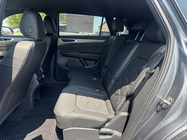 2025 Volkswagen Atlas Cross Sport 2.0T SE w/Technology