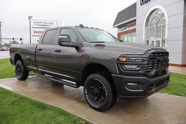 2025 RAM Ram 2500 RAM 2500 TRADESMAN CREW CAB 4X4 8 BOX