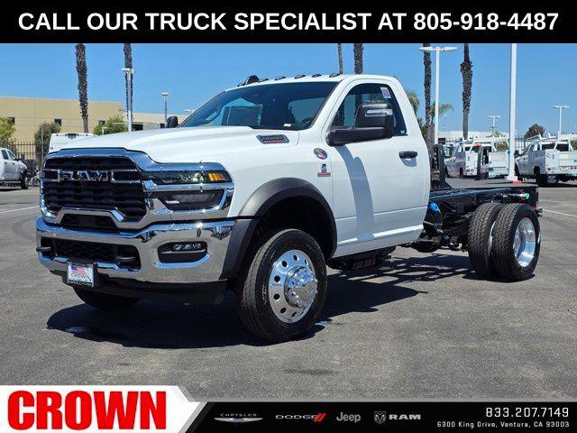 2025 RAM 5500 Chassis RAM 5500 TRADESMAN CHASSIS REGULAR CAB 4X4 60 CA