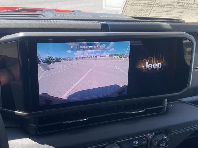 2025 Jeep Gladiator GLADIATOR HIGH TIDE 4X4
