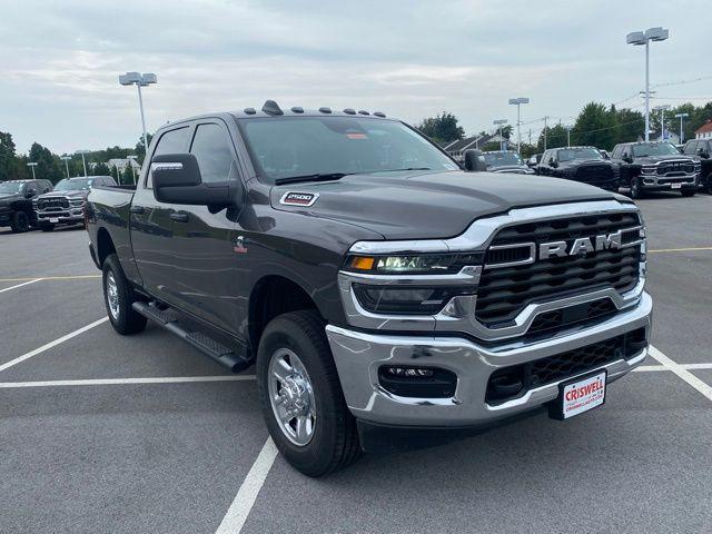 2025 RAM Ram 2500 RAM 2500 TRADESMAN CREW CAB 4X4 64 BOX
