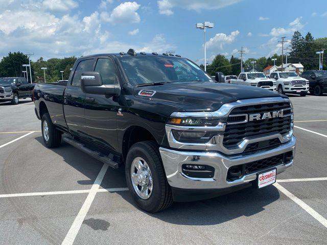 2025 RAM Ram 2500 RAM 2500 TRADESMAN CREW CAB 4X4 8 BOX