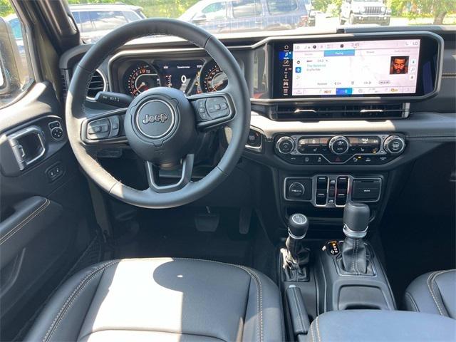 2025 Jeep Gladiator GLADIATOR HIGH TIDE 4X4