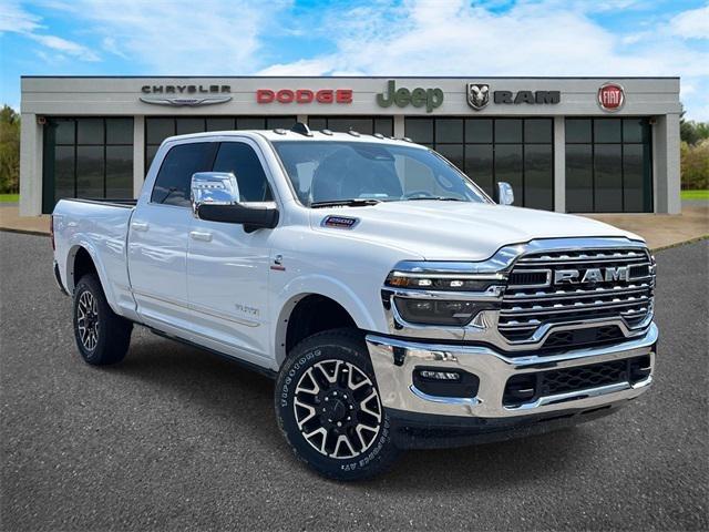 2025 RAM Ram 2500 RAM 2500 LIMITED CREW CAB 4X4 64 BOX