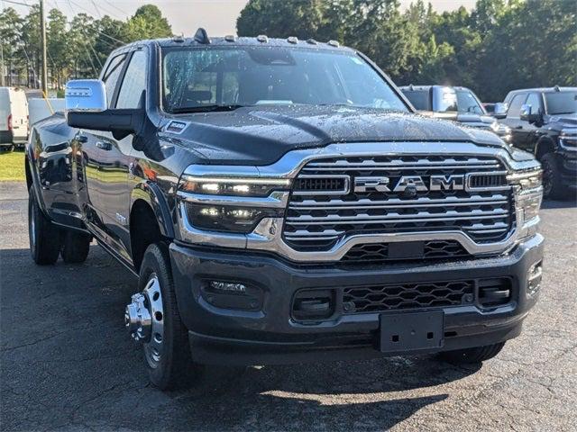 2025 RAM Ram 3500 RAM 3500 LIMITED LONGHORN CREW CAB 4X4 8 BOX