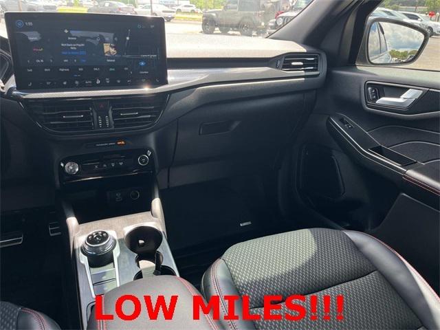 2023 Ford Escape ST-Line Select