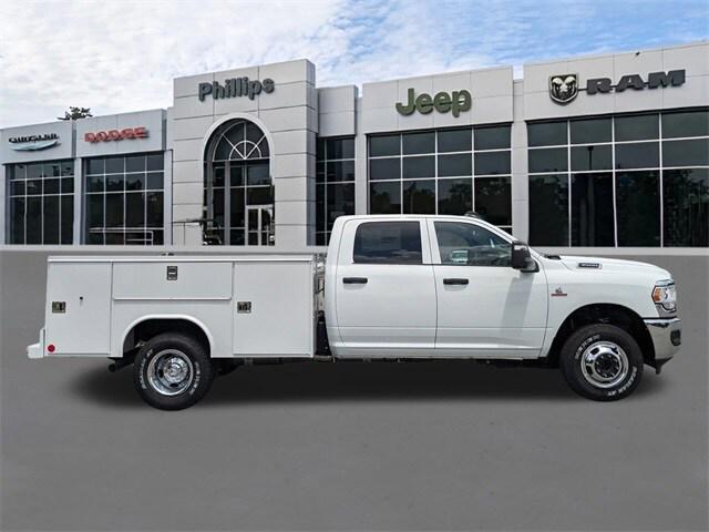 2024 RAM Ram 3500 Chassis Cab RAM 3500 TRADESMAN CREW CAB CHASSIS 4X4 60 CA