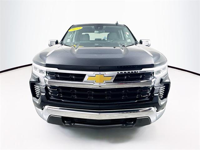2023 Chevrolet Silverado 1500 4WD Crew Cab Standard Bed LT