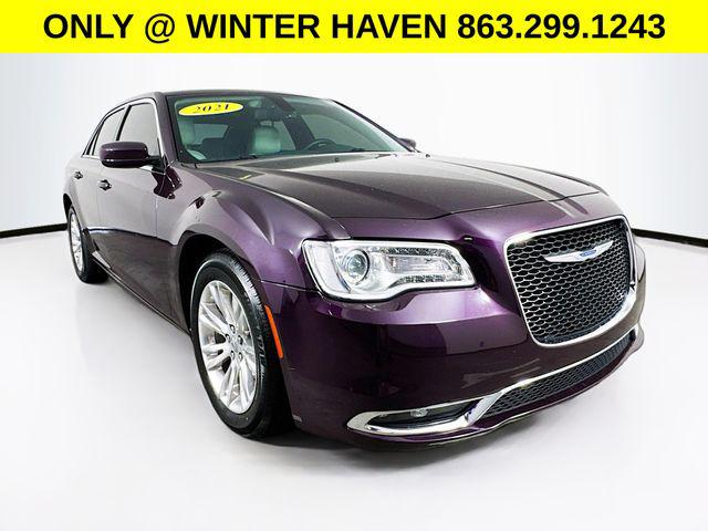 2021 Chrysler 300 Touring