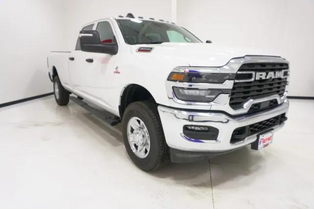 2025 RAM Ram 2500 RAM 2500 TRADESMAN CREW CAB 4X4 8 BOX