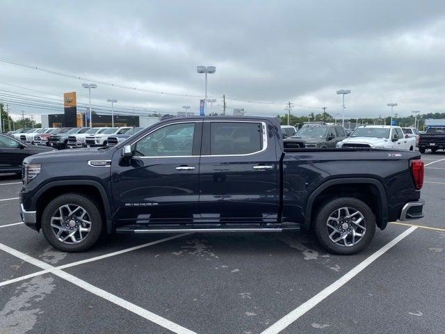 2023 GMC Sierra 1500 4WD Crew Cab Short Box SLT