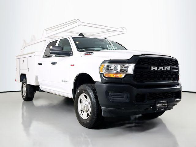 2022 RAM 2500 Tradesman Crew Cab 4x4 8 Box